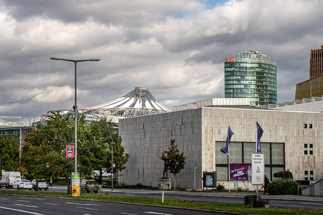 47 Uitzicht op het Sonycentrum