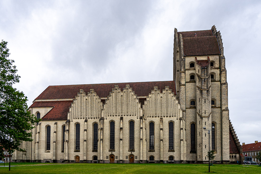 11 Grundtvigskerk in Kopenahgen