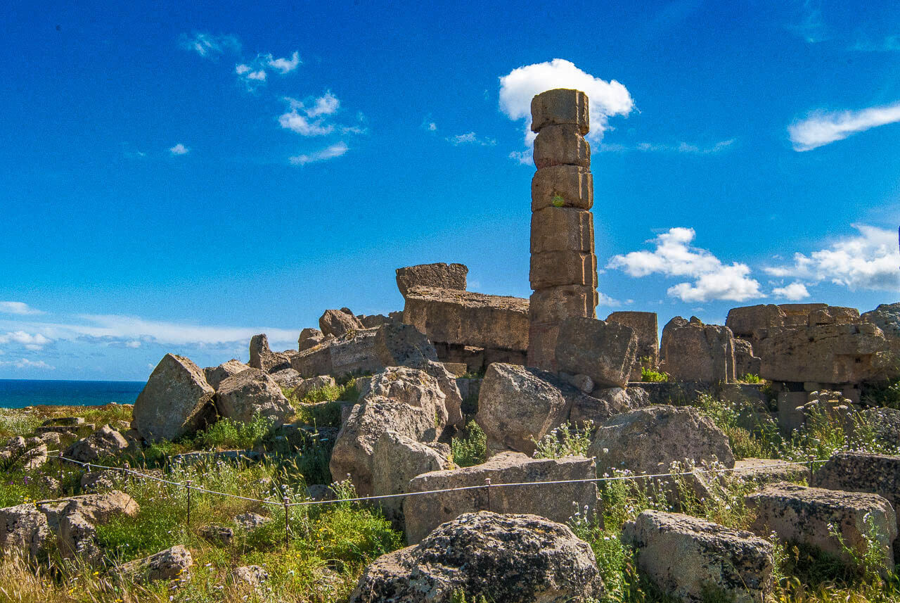 'Tempels bij Selinunte  op Sicilië'. Fotografie Anton Staartjes