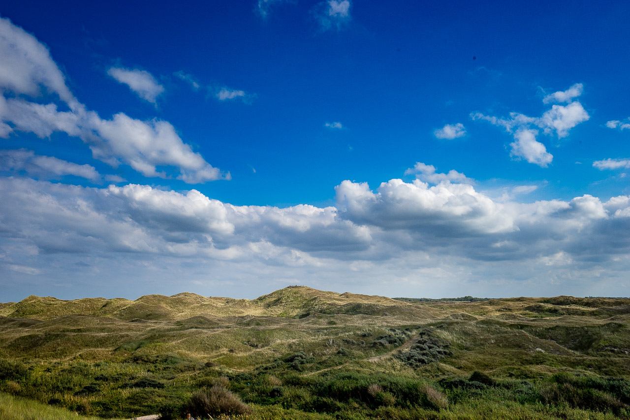 'Zee, strand en duinen op Texel'. Fotografie Anton Staartjes