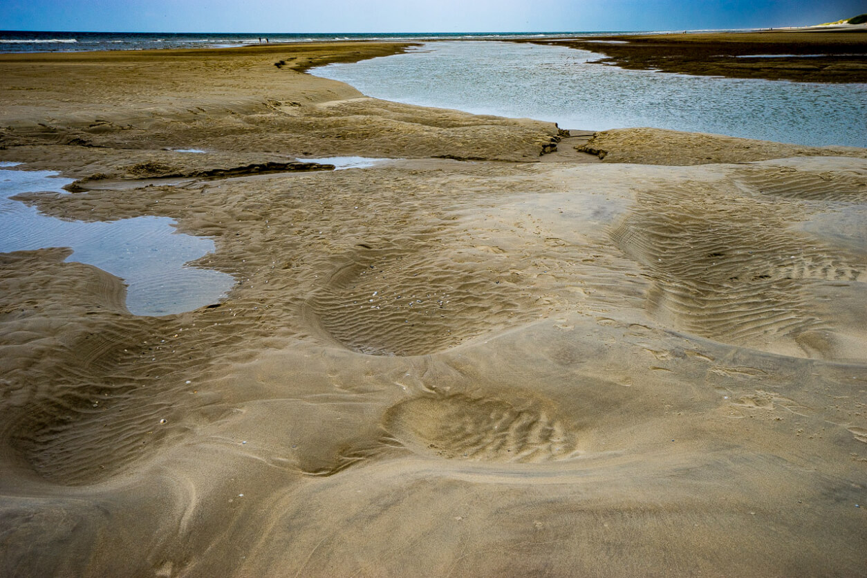 'Zee, strand en duinen op Texel'. Fotografie Anton Staartjes