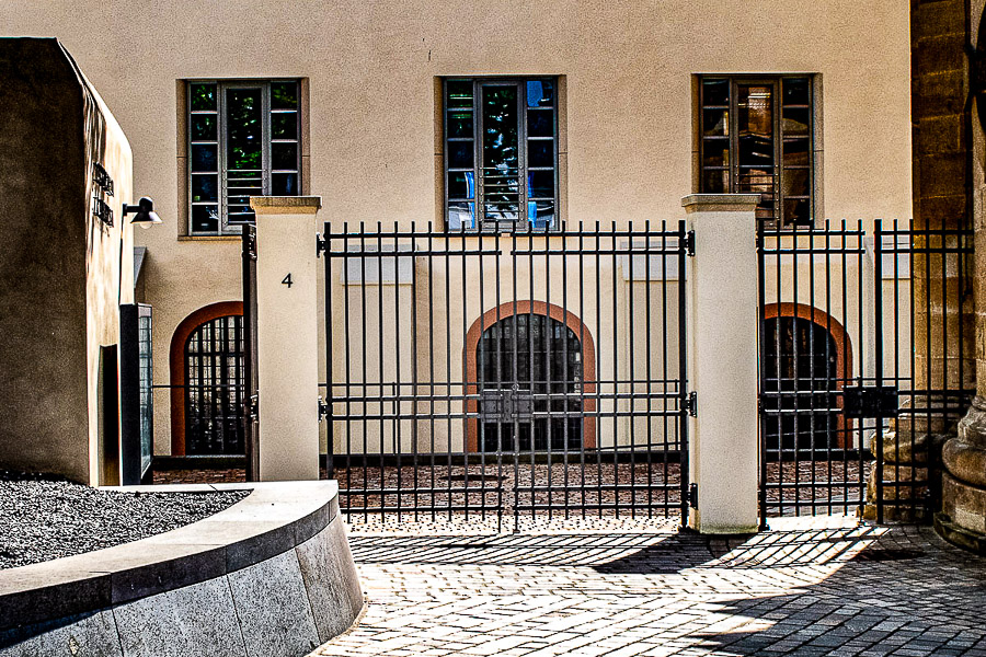 'Muren in de Duitse stad Trier'. Fotografie Anton Staartjes